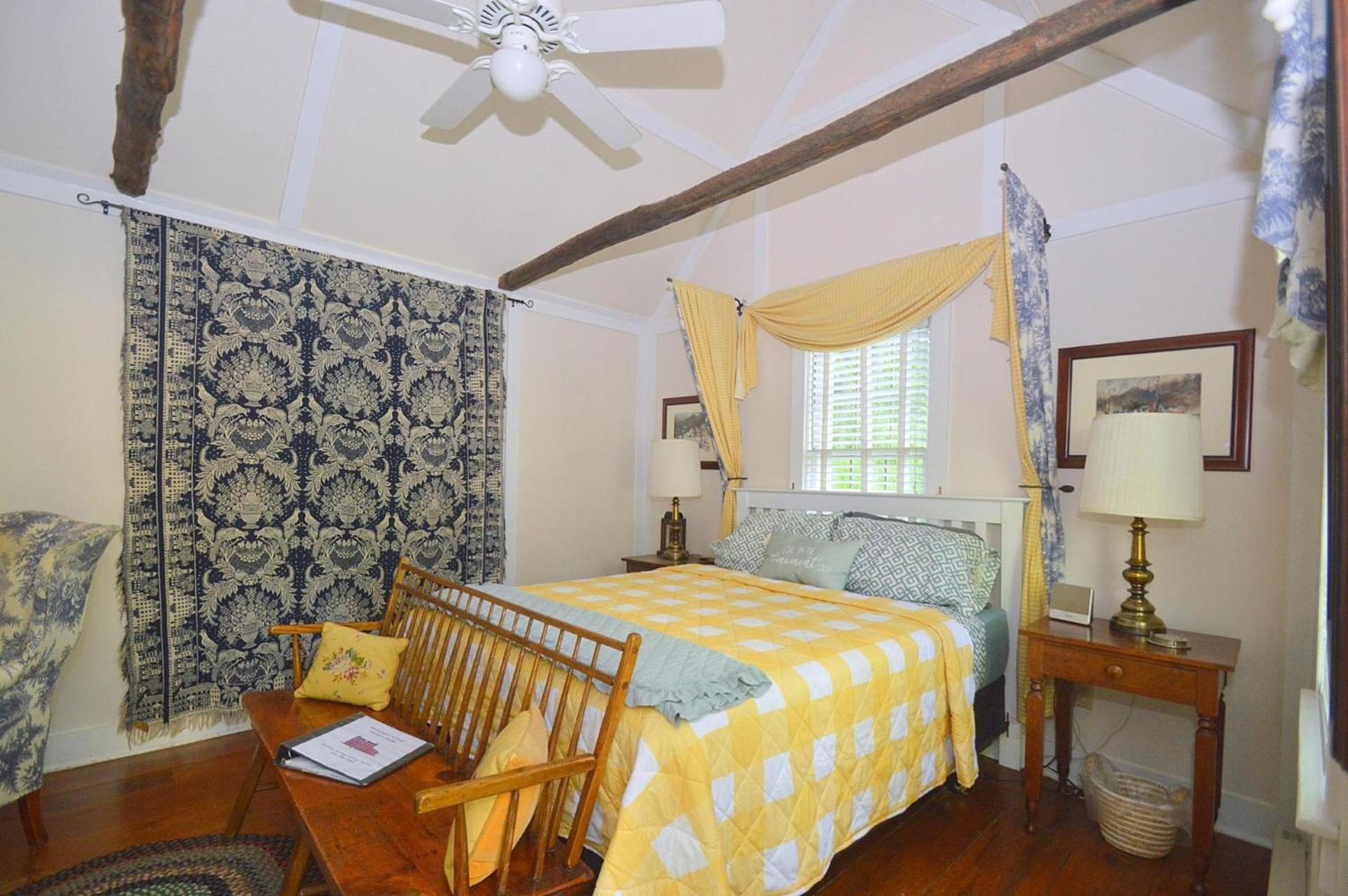 Bathkeepers Cottage Berkeley Springs Exterior photo
